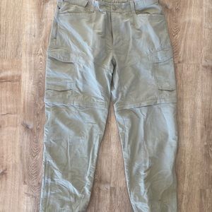 North Face Paramount Peak II beige Convertible pants/shorts size XL Gorpcore